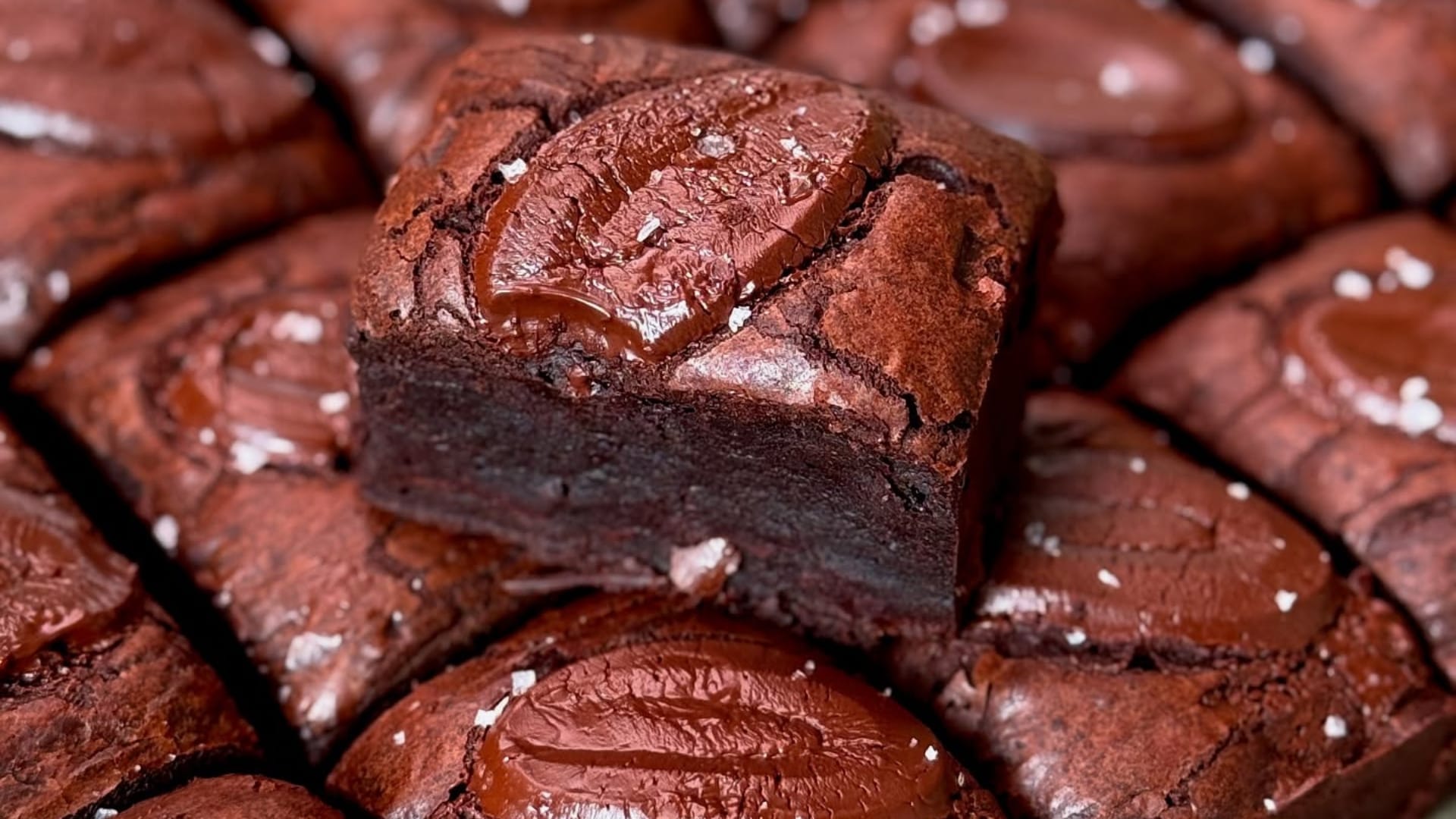 Easy Brownie Recipe without maida to make at home Bina Maida ghar me brownie kaise banaen