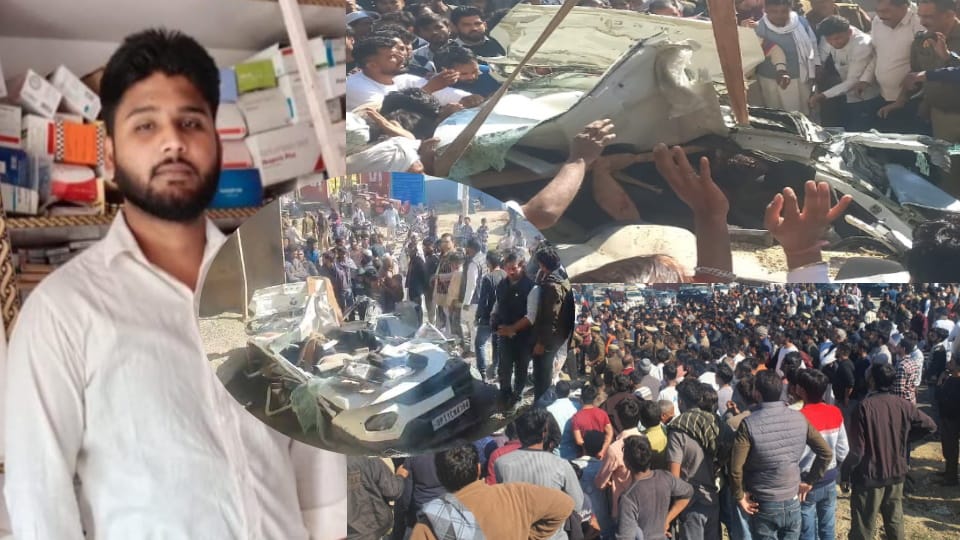 Overloaded Sand Dumper Overturns on Car, Seven Family Members Killed; Angry Crowd Blocks Expressway for 3.5 Ho
