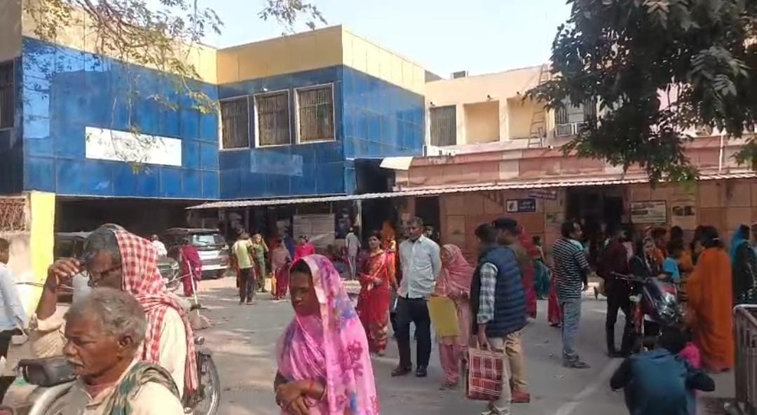 Motihari Central Jail inmate, undergoing treatment at SKMCH, escapes