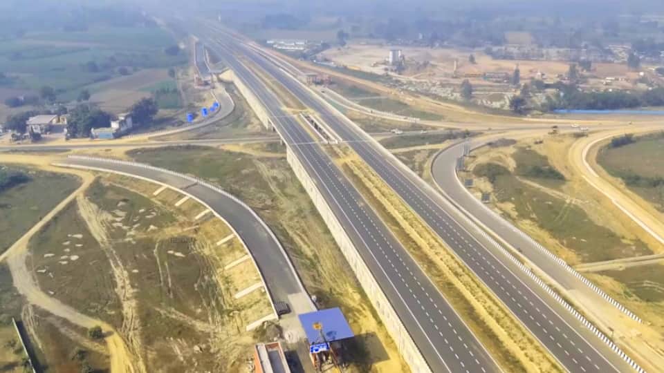 Ganga Expressway Nears Completion: Trial Run in December, Inauguration Expected in January 2026
