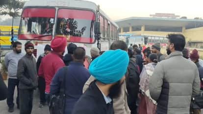 PUNBUS-PRTC strike after Union leaders arrested bus stands closed in Punjab