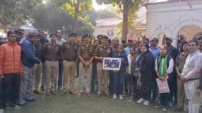 Kanpur Deaf and mute learn to walk safely on road workshop organized in Police Commissionerate