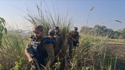 Jammu Kashmir: Police searched every inch of the border areas of Marh, search of suspicious places continues.