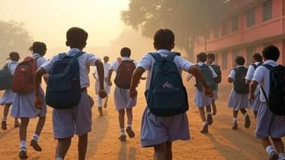 School going students are scared by the high speed of dumpers in haldwani Uttarakhand