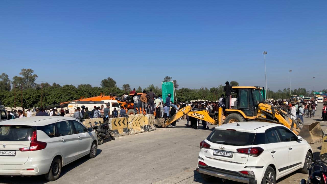 Horrific accident: The dumper was loaded with minerals, death wreaked havoc on the family, seven people died