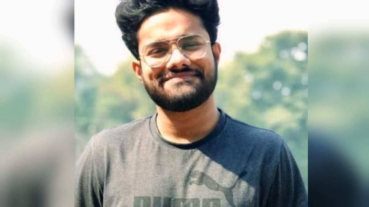 Mauaima Chairman's only son dies after falling from the roof; accident occurred in Bhiwandi, Maharashtra.
