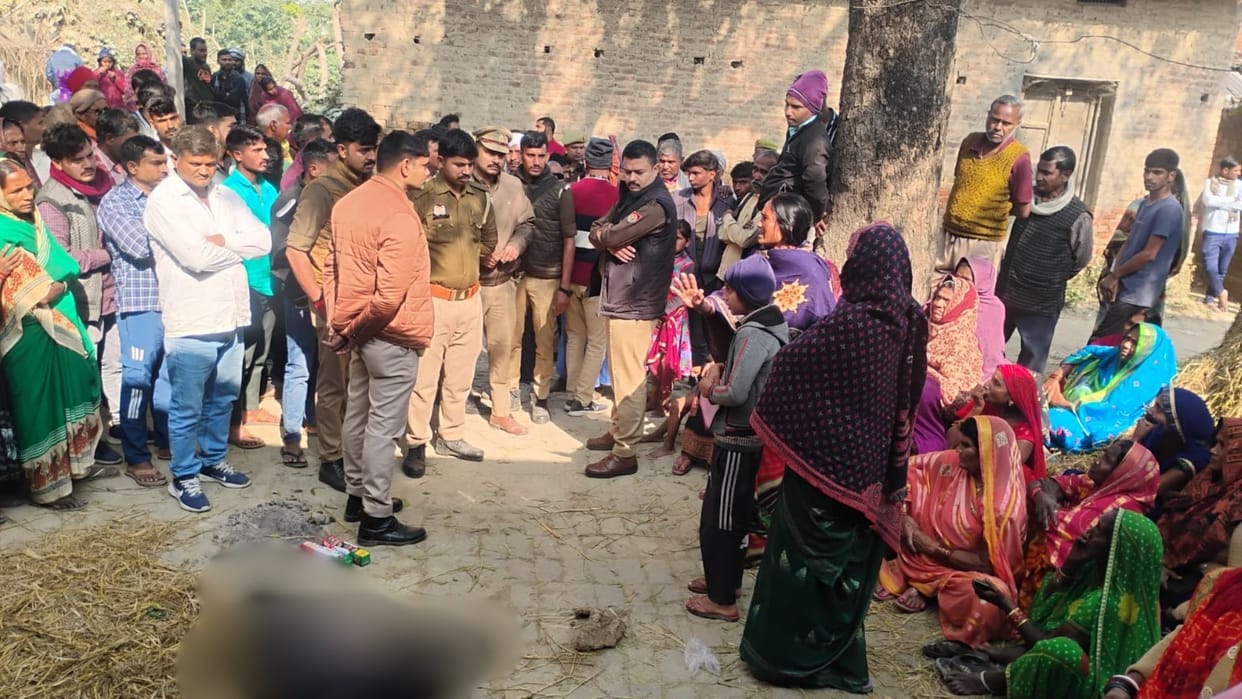 Husband kills wife in Azamgarh beats her to death after nighttime argument