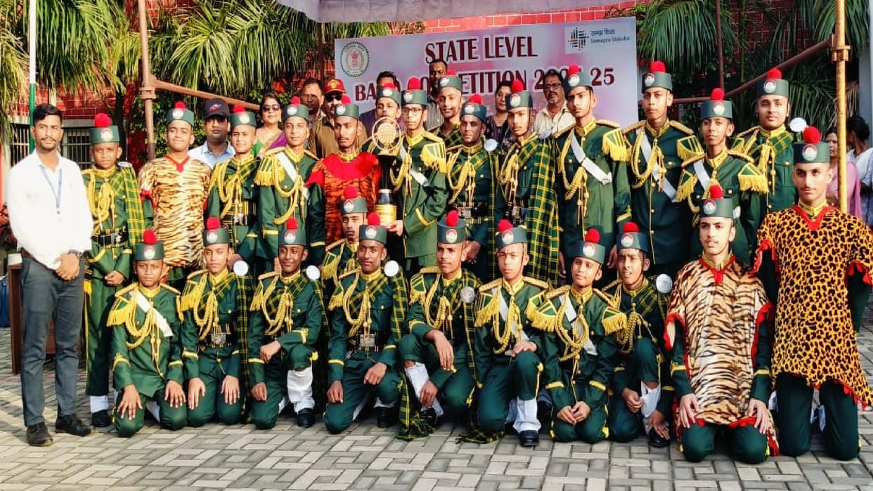 Pipe Band of The Great India Sainik School got first place in the state level competition in Raipur