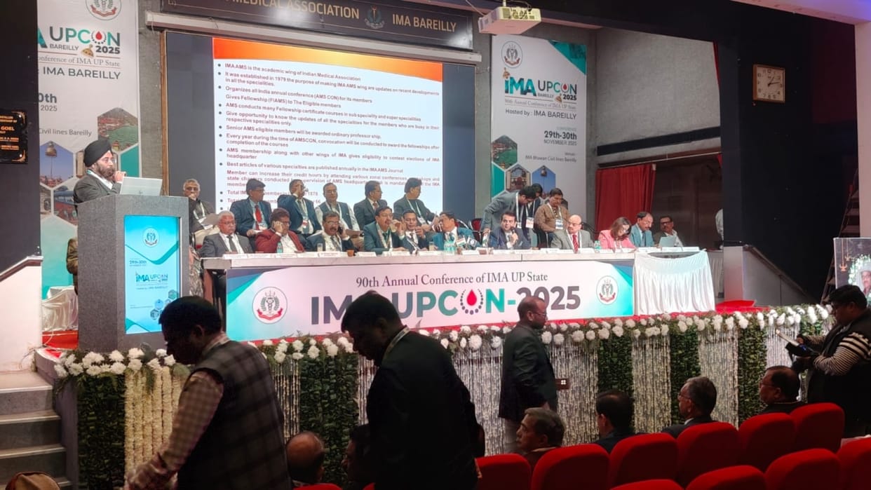 Doctors explained the cause of heart diseases and expressed concern over increasing pollution in Bareilly