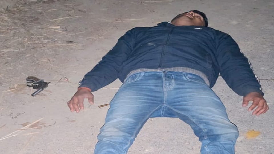 UP Encounter: Animal smuggling...criminal arrested in encounter in varanasi