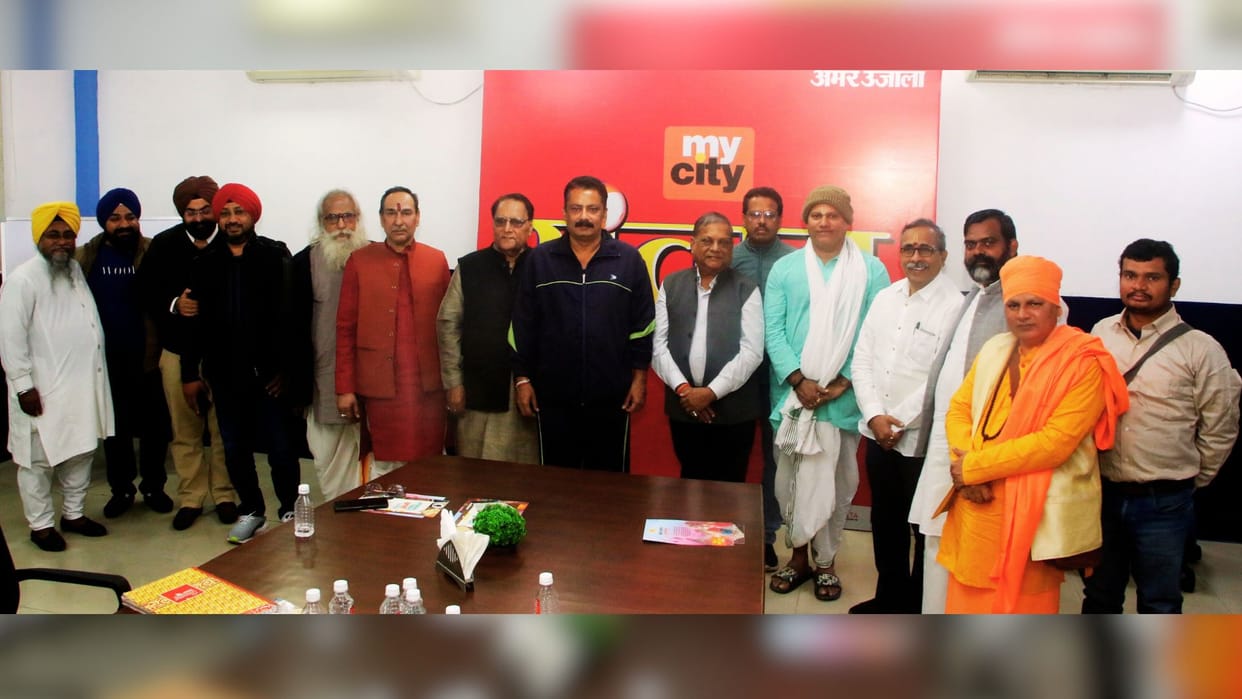 Varanasi News Amar Ujala Samvad miniature India in streets of Kashi Telugu-Tamil speakers speak Bhojpuri