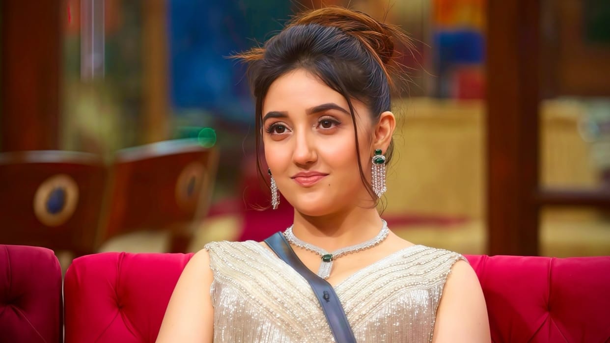 Ashnoor Kaur Eviction From Bigg Boss 19 Tv Actress Cryptic Post Viral