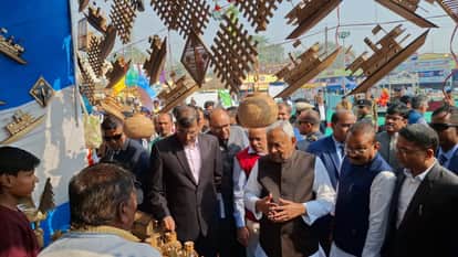 Bihar News: CM Nitish Kumar reached Sonepur Fair, inspected the stalls: Vaishali, Sonepur Mela News