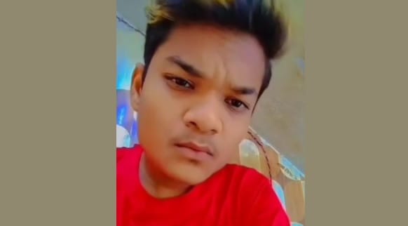 Kanpur After a dispute with his girlfriend a young man hanged himself to death police seized his mobile phone