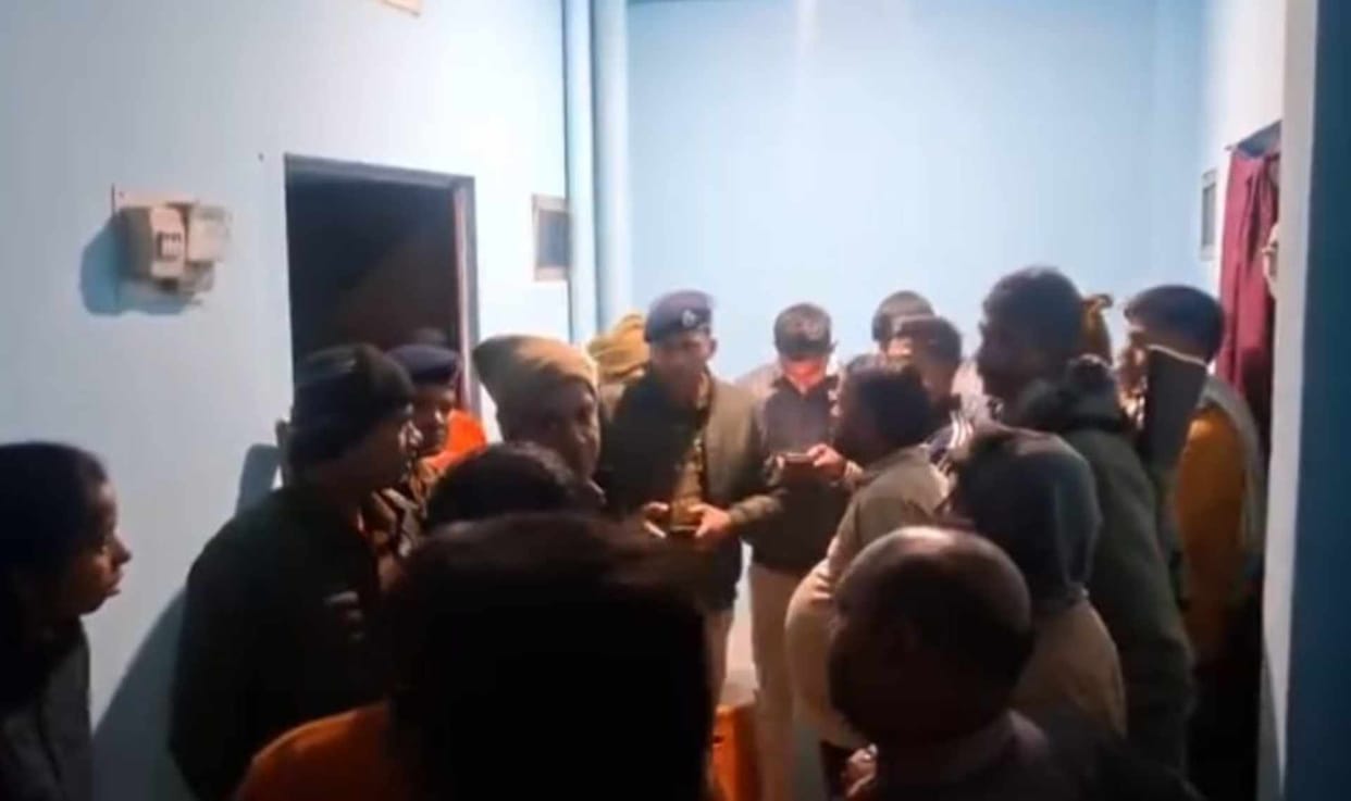 siwan fire department constable suspicious death family accuses police hiding murder