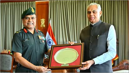 Top military officer meets Maharashtra-Gujarat Guv to review Army-state govt cooperation