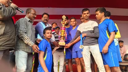 Sonpur Fair 2025: Saran became the champion of the inter-divisional football competition