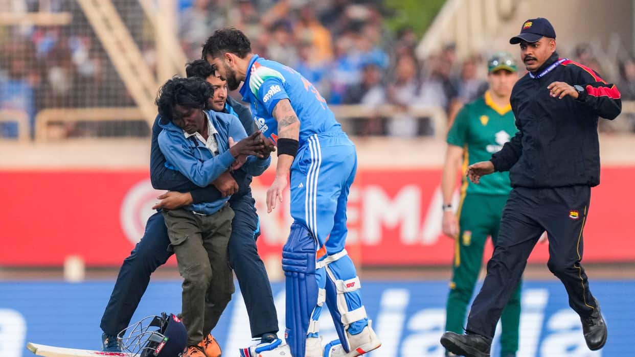 IND vs SA 1st ODI Security Breach Fans Touched Feet after Virat Kohli Century Ranchi Stadium