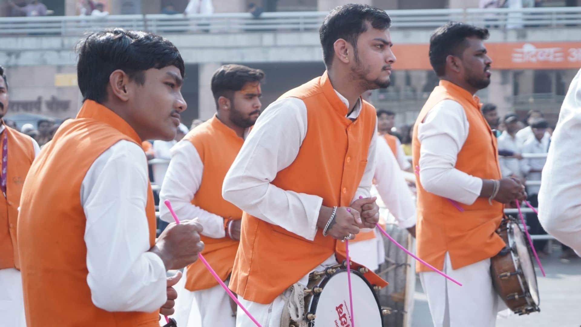 kashi Vishwanath Dham resounded with drums and chants saffron-clad youth played damru photos