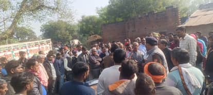 Amethi: Married woman dies under suspicious circumstances, body found hanging in room