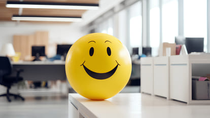 Workplace Loneliness: Practical Strategies to Boost Employee Connection and Mental Well-Being