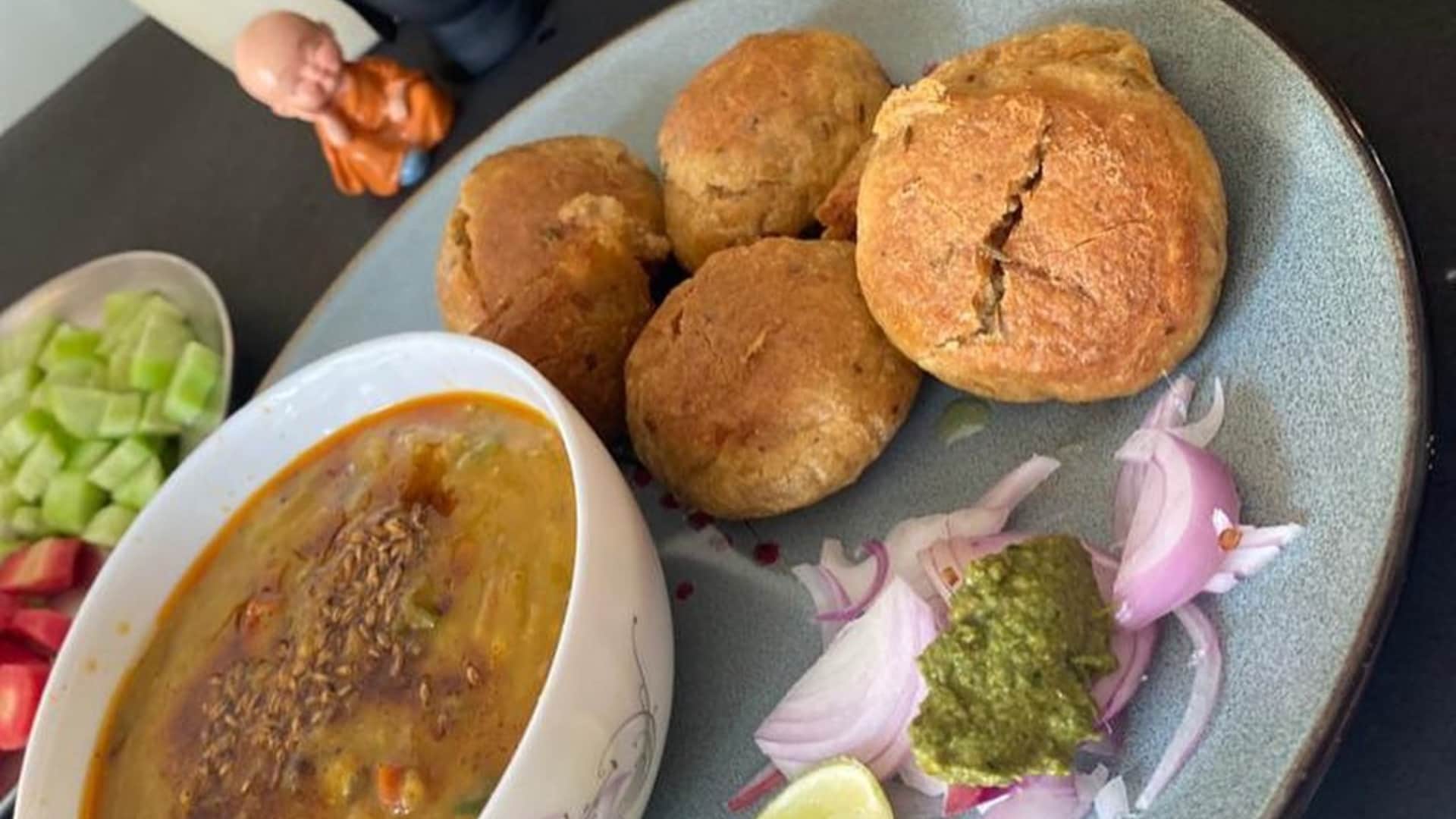 how to make dal bafle at home in hindi dal bafle kaise banate hain