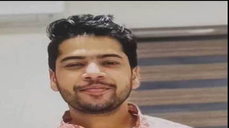 Two MBBS Students Lay Dying on Highway for an Hour death No Help No Police