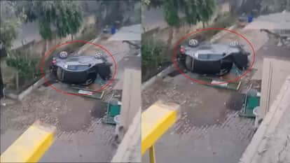 car broke the railing and fell from a flyover in Ghaziabad.