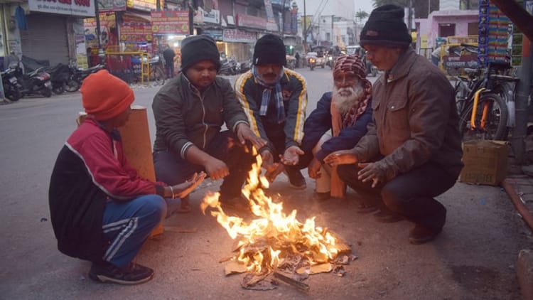 CG Weather News: छत्तीसगढ़ में बदला मौसम का मिजाज, कई जिलों में छाए रहेंगे बादल, यहां हो सकती है हल्की बारिश