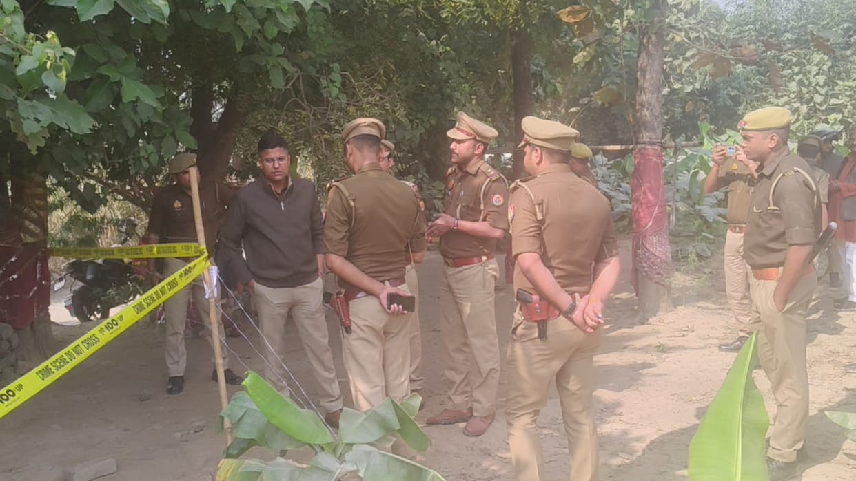 Kushinagar Crime News: Brutal Murder of Youth with Brick Body Found in Temple Premises