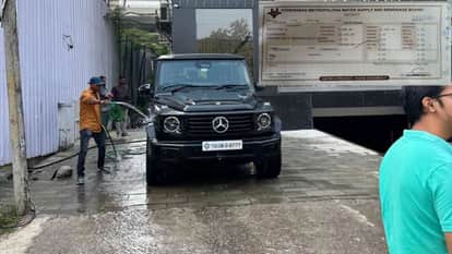 Hyderabad Drinking Water Misuse Fine Man Fined Rs 10000 for Washing Mercedes G-Wagen