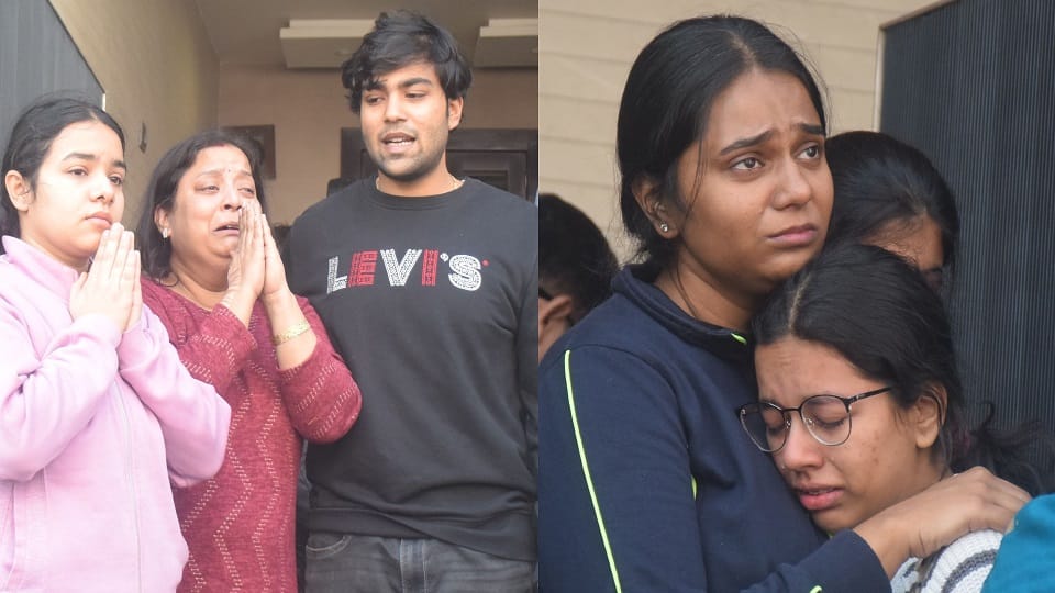 Two MBBS students die in road accident in Agra, family uproar