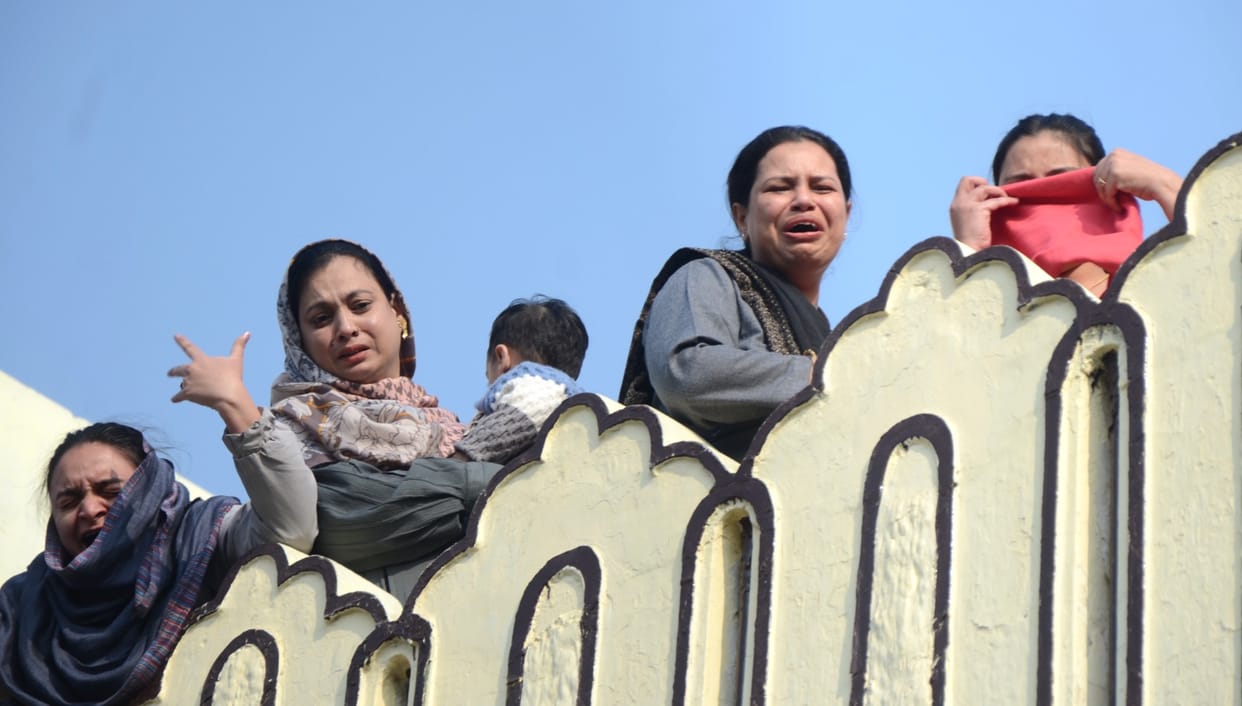 Women of house cried and screamed after seeing bulldozer action in Bareilly