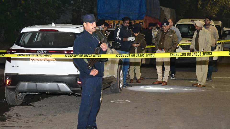 Gang war in Chandigarh Lawrence close associate Inderpreet Perry shot dead attack shown in live video call