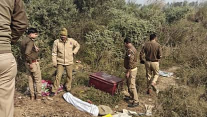 eight-year-old boy dead body found in red color box under a bridge in Bareilly