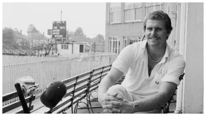 Former England cricketer Robin Smith has died family confirmed news know his cricket career