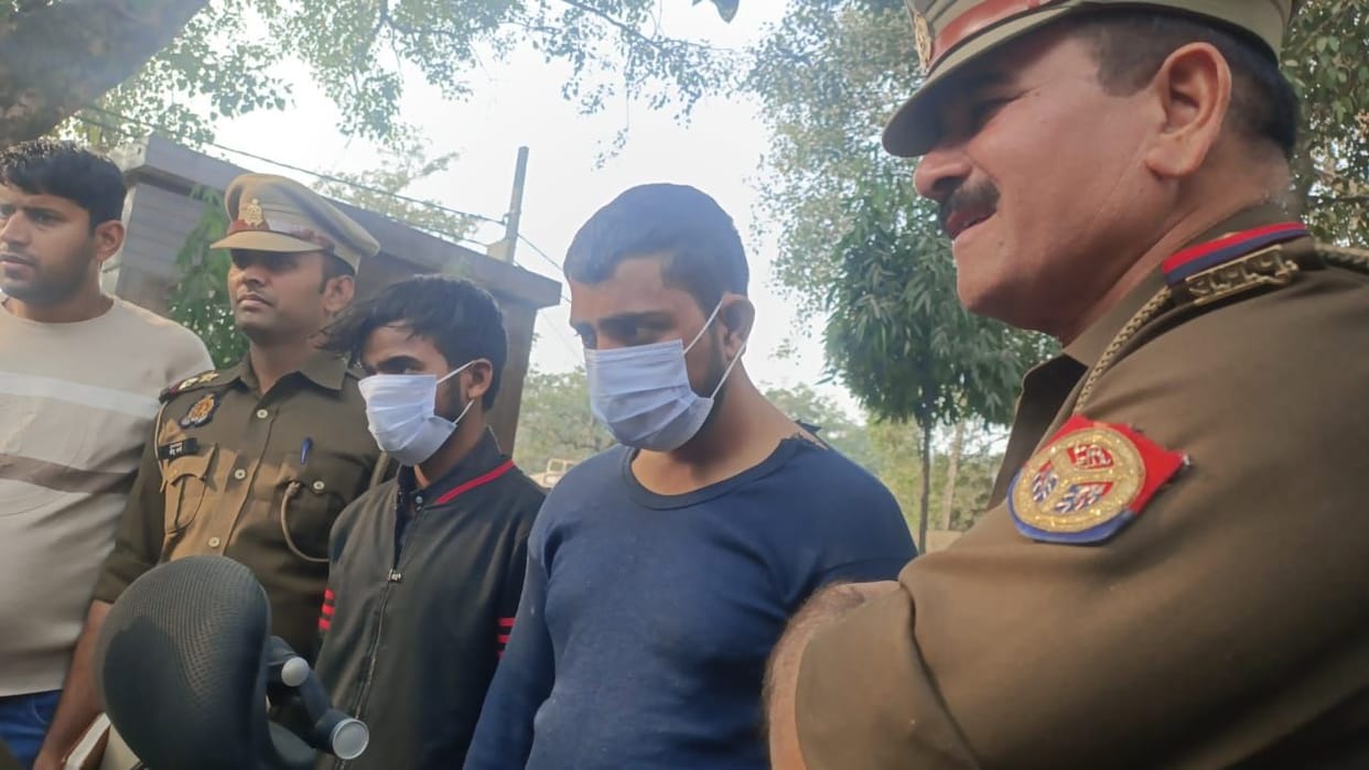 Ghaziabad police arrested two accused in murder case