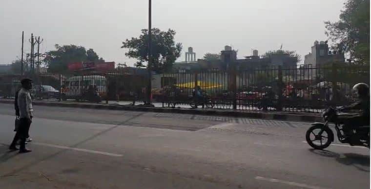 हाईवे थाना सिकंदरा के सामने