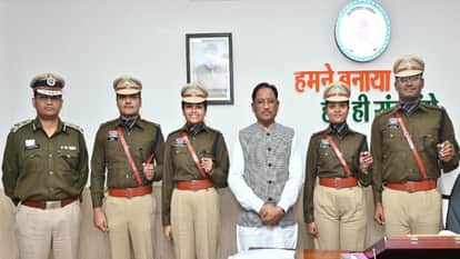 Trainee IPS officers met Chief Minister Vishnudev Sai in Chhattisgarh