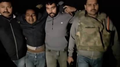 Orai Police encounter with criminals at two places all four shot in the leg jewellery and cash recovered