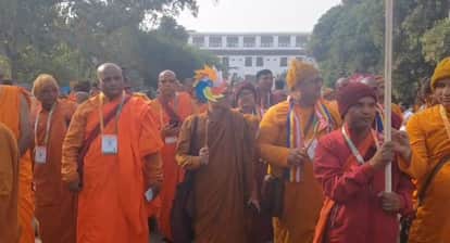 Bihar News: 20th International Tripitaka Chanting begins in Bodh Gaya monks from 22 countries participate