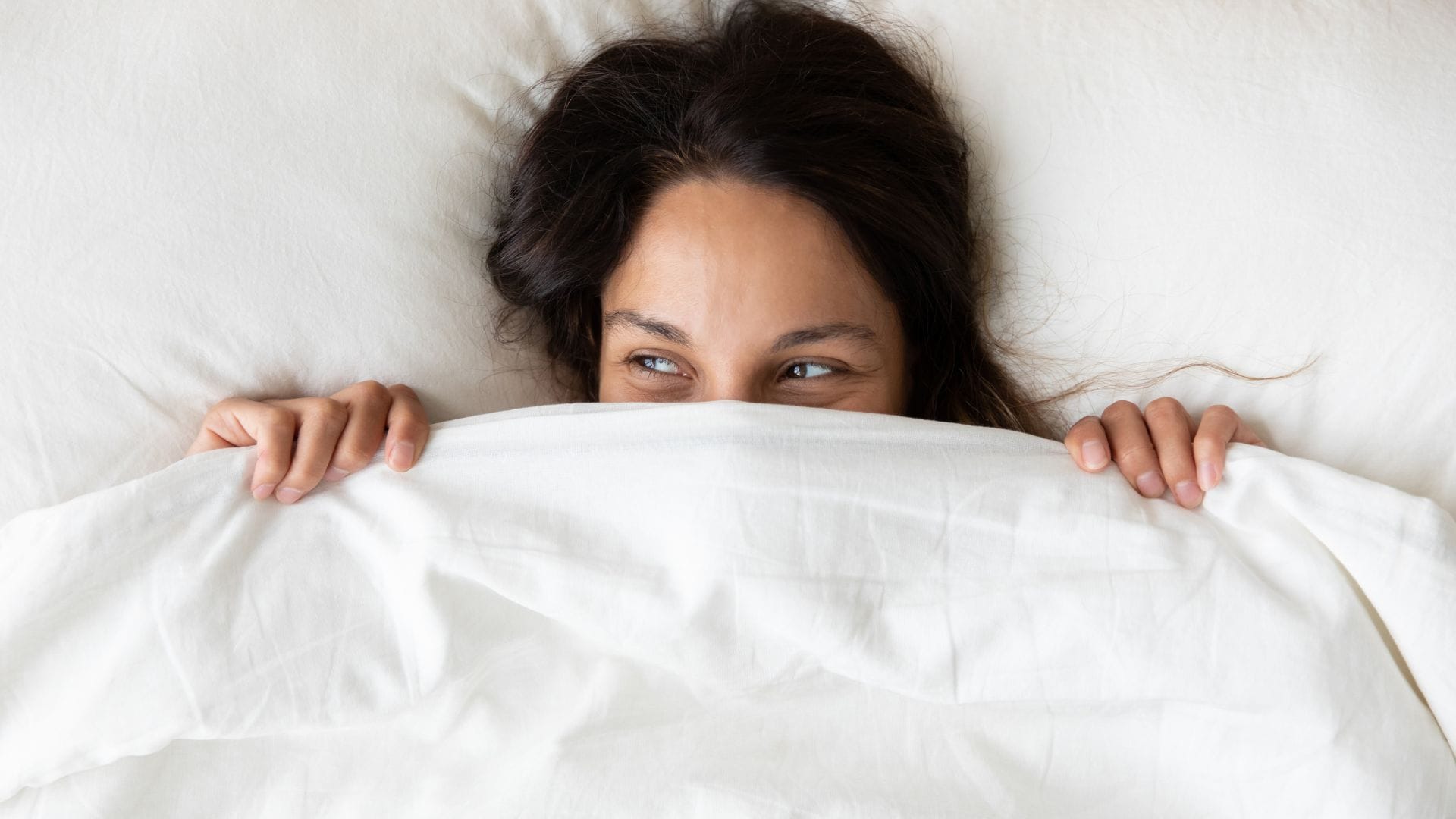 How Often Should Wash Quilts and Bedding in Winter Rajai Bistar Kab Dhona Chahiye