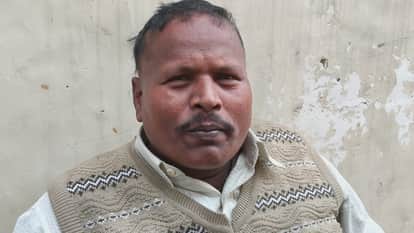 Moradabad: Student attacks teacher, incident at college gate, attacker captured on CCTV identified