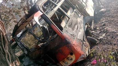 Mysterious fire after bus accident at Gaurela-Pendra-Marwahi Banjari Ghat