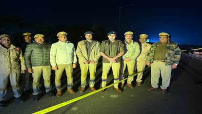 Two Robbers Shot and Arrested in Firozabad Police Encounter One Escapes