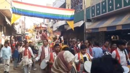 UP: Harshit Jain of Baghpat Renounces Wealth at 30, Takes Jain Diksha in Bamnauli Temple