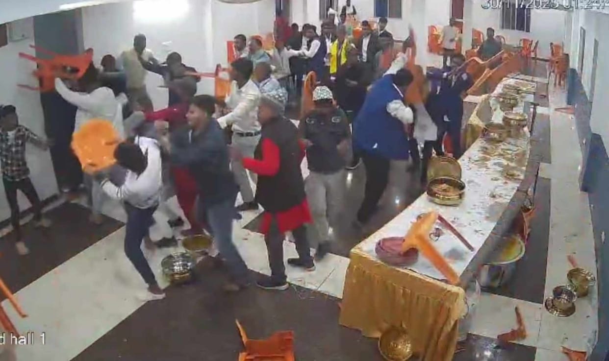 bodhgaya wedding fight bride groom side dispute sweets controversy cctv video
