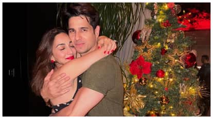 Kiara Advani Busy Enjoying Hot Beverage With A Christmas festive Mood with daughter Saraayah Malhotra