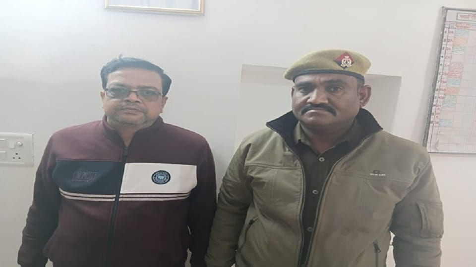 Meerut: Accused of fake stamp scam of Rs 11 crore arrested, who is not in Inspector police station