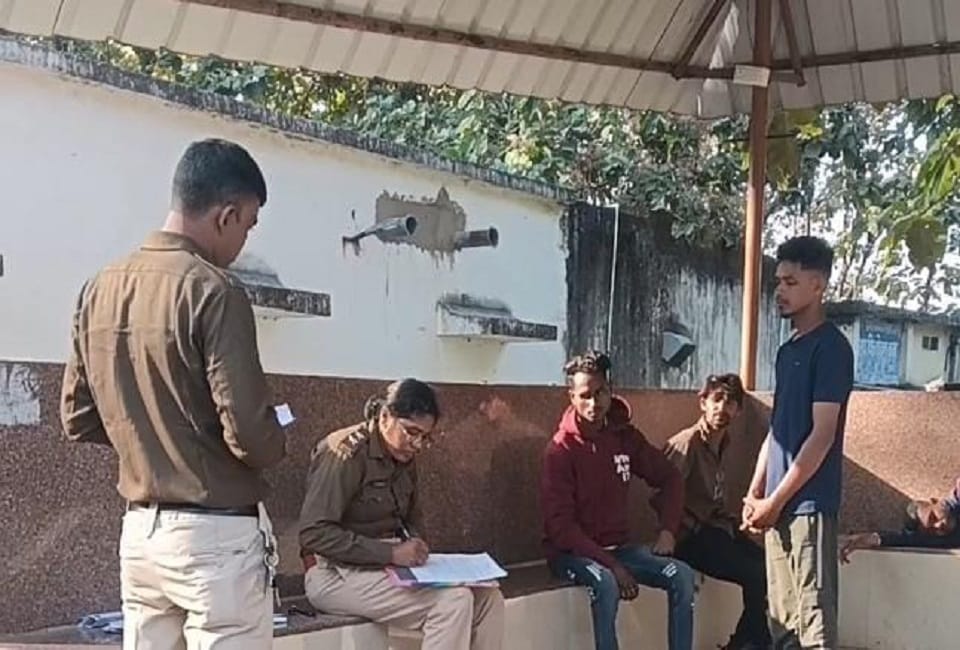 पुलिस मामले की जांच में जुटी